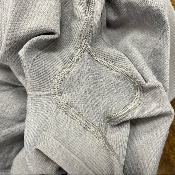 Lululemon Awakening Crop *Taryn Toomey Collection 17" Size 6 - Picture 8 of 11